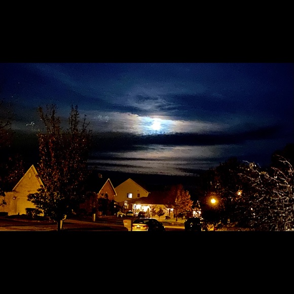 5⭐️rated FASTShip posh party host x’s3 Ambassador - Picture 10 of 10